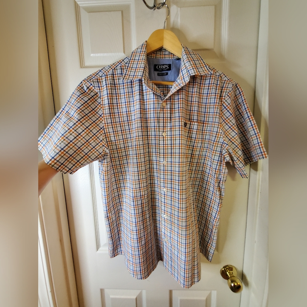 Chaps Gently Used Mens L Easy Care Yarn Dye Poplin Short Sleeve Button Down